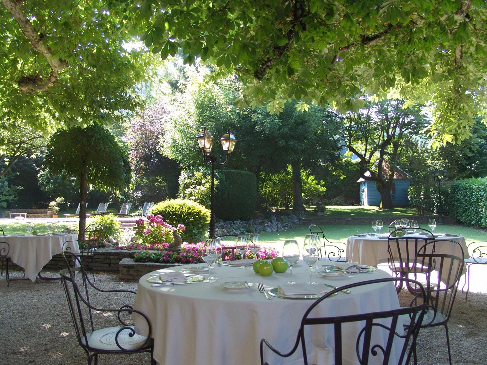Hotel Restaurant Chavant Bresson  Exterior foto